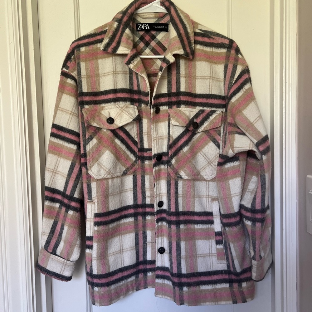 Zara ✨plaid shacket.